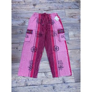 Hippie pants with big pockets on site